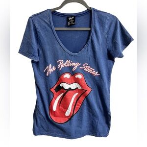 Rolling Stones Women’s V-Neck Band Graphic Tee on Brovado Tag
